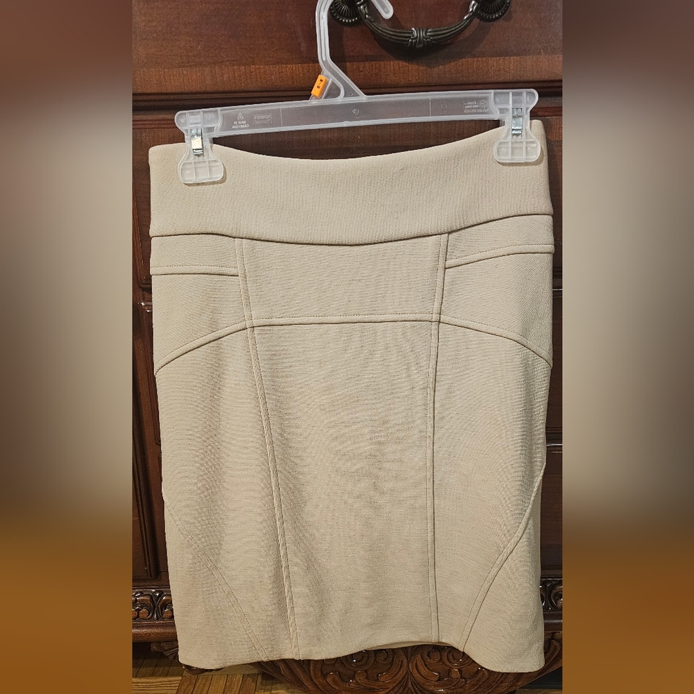 Mackage Wool Blended Pencil Cream Skirt. Sz.4